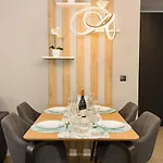 Modern Seaside Retreat 1bd By Flat Mаnager Appartamento *