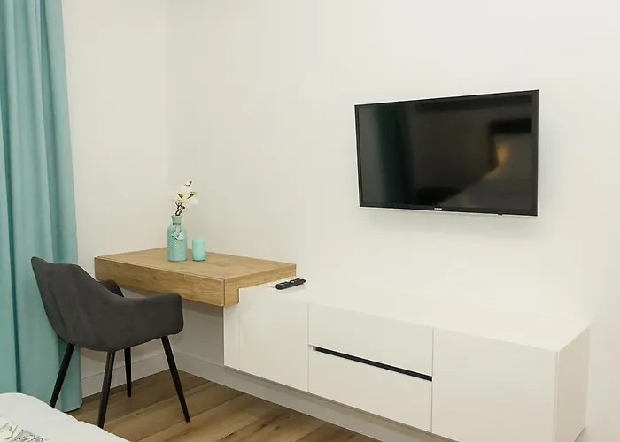 Modern Seaside Retreat 1bd By Flat Mаnager Apartment