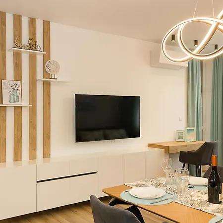 Modern Seaside Retreat 1bd By Flat Mаnager Apartment *