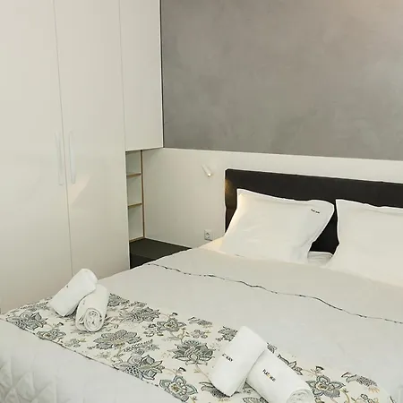 Modern Seaside Retreat 1bd By Flat Mаnager